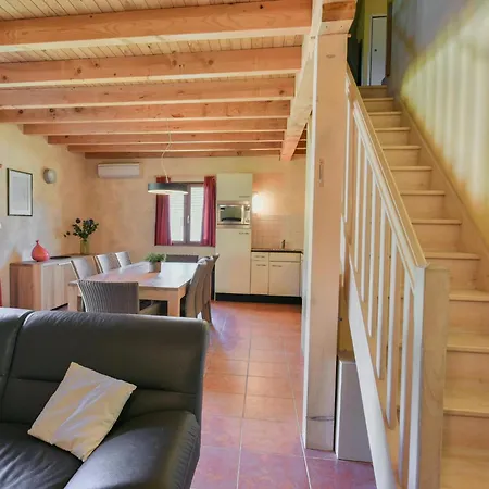 Holiday home Bleu Nr 10 Lacapelle-Marival